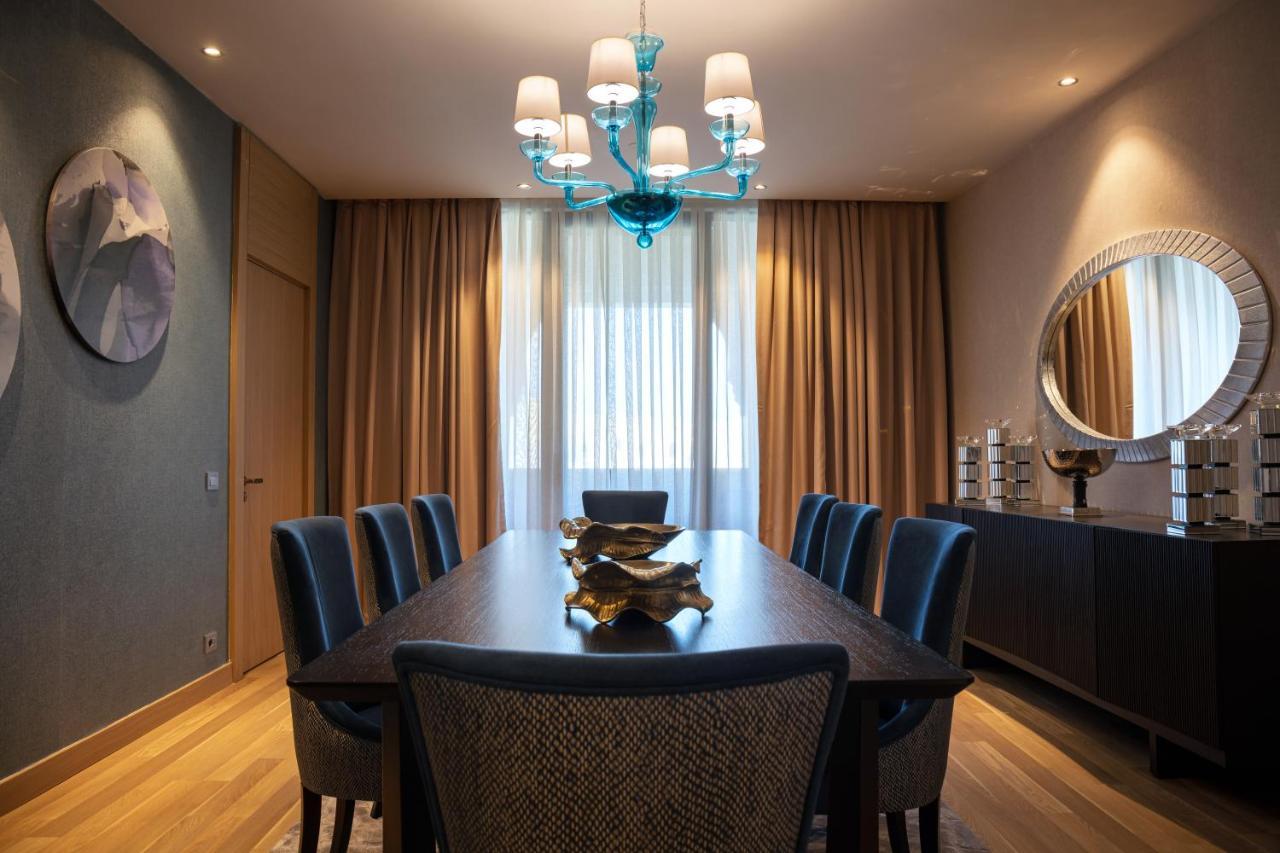 Karavansaray Turkistan Harbour Hotel -Flying Theatre Access Bagian luar foto A dining room