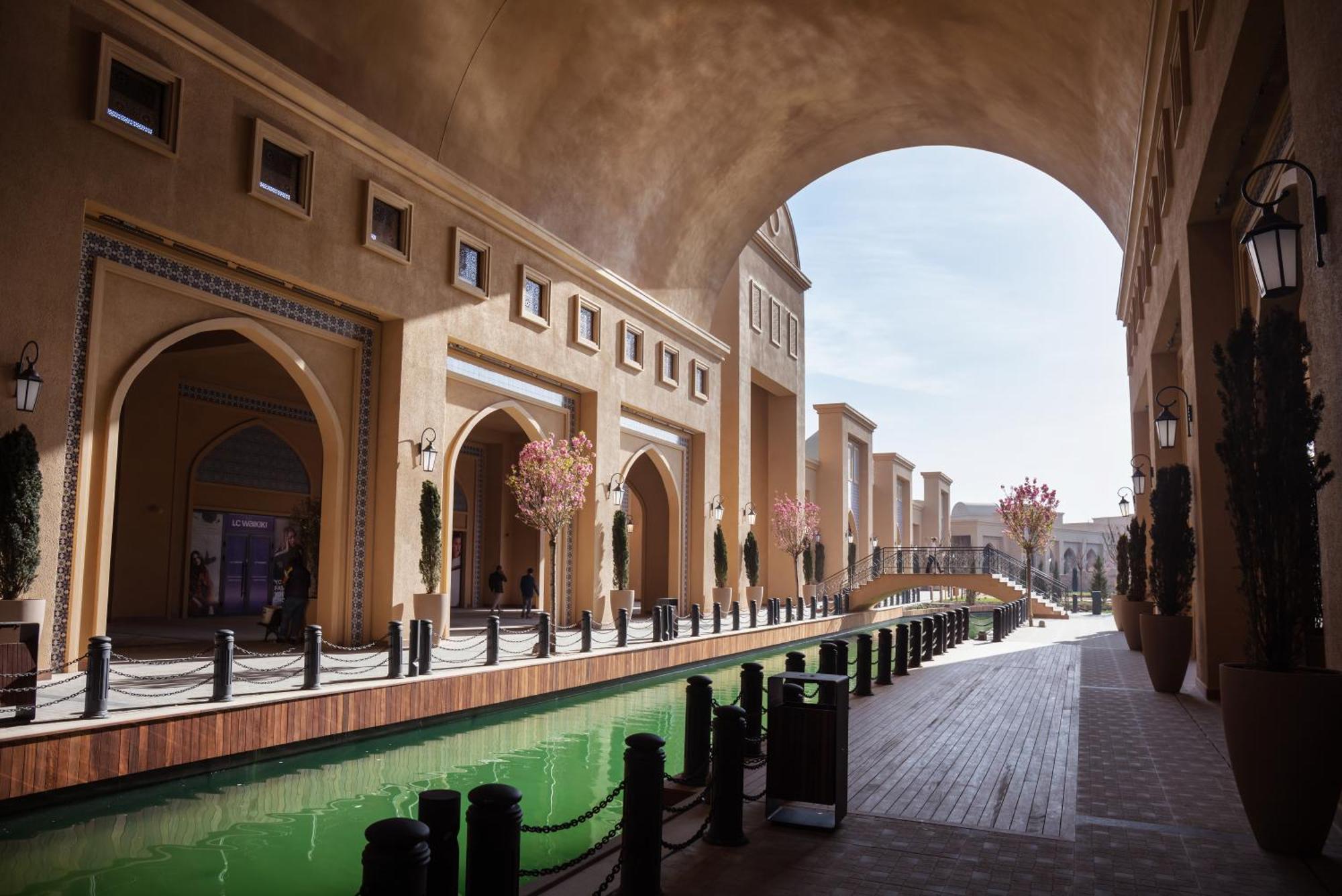 Karavansaray Turkistan Harbour Hotel -Flying Theatre Access Bagian luar foto The Venetian Resort